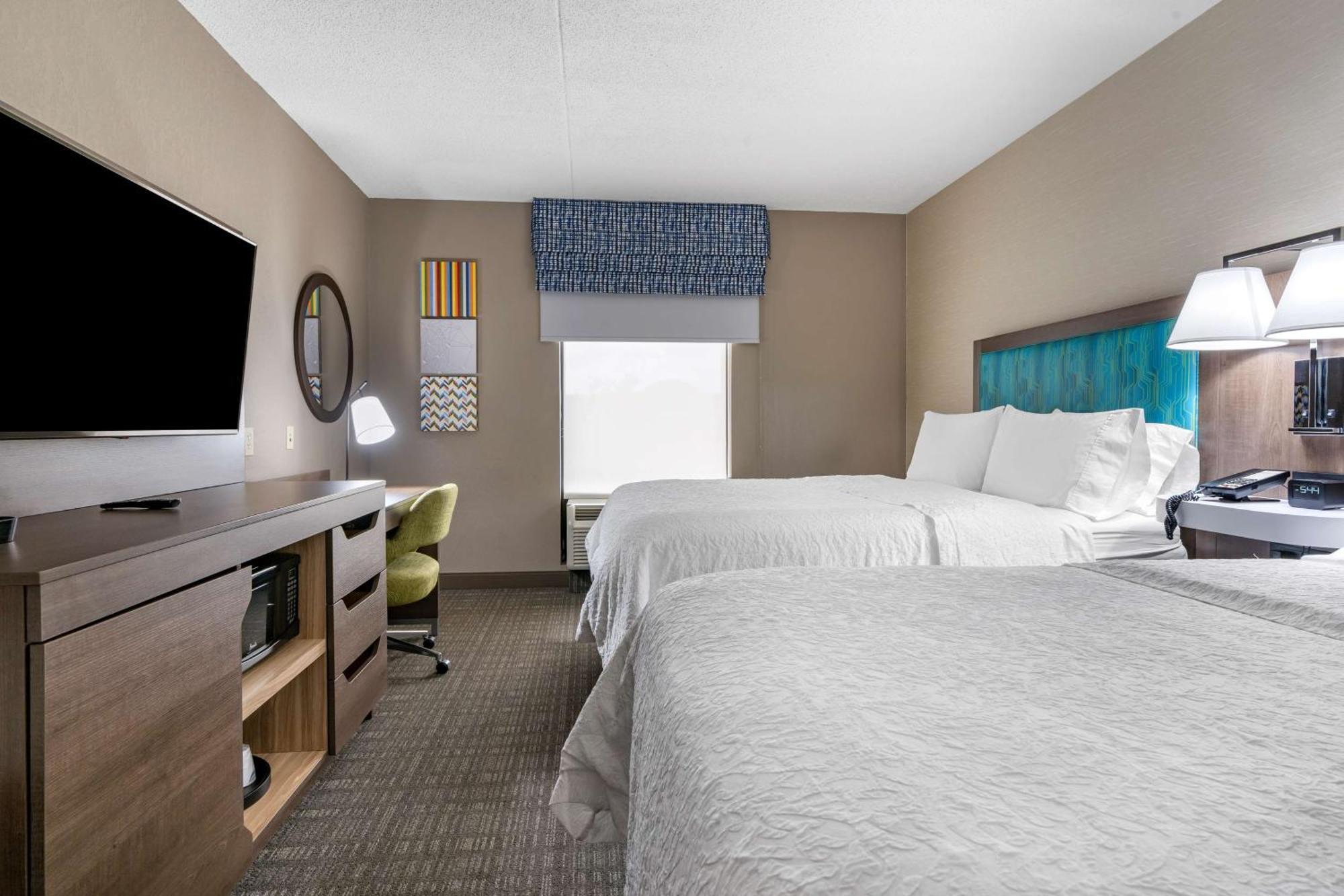 Hampton Inn & Suites Louisville East Eksteriør billede