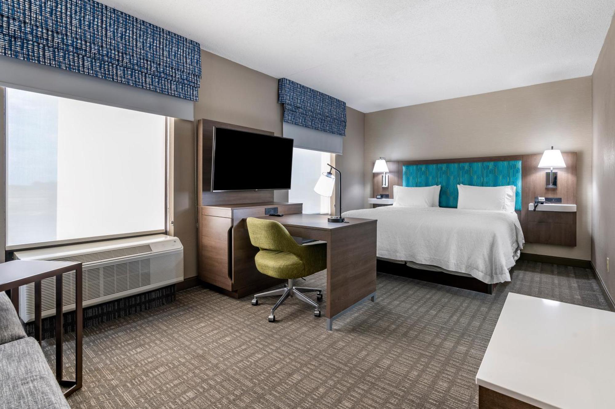 Hampton Inn & Suites Louisville East Eksteriør billede